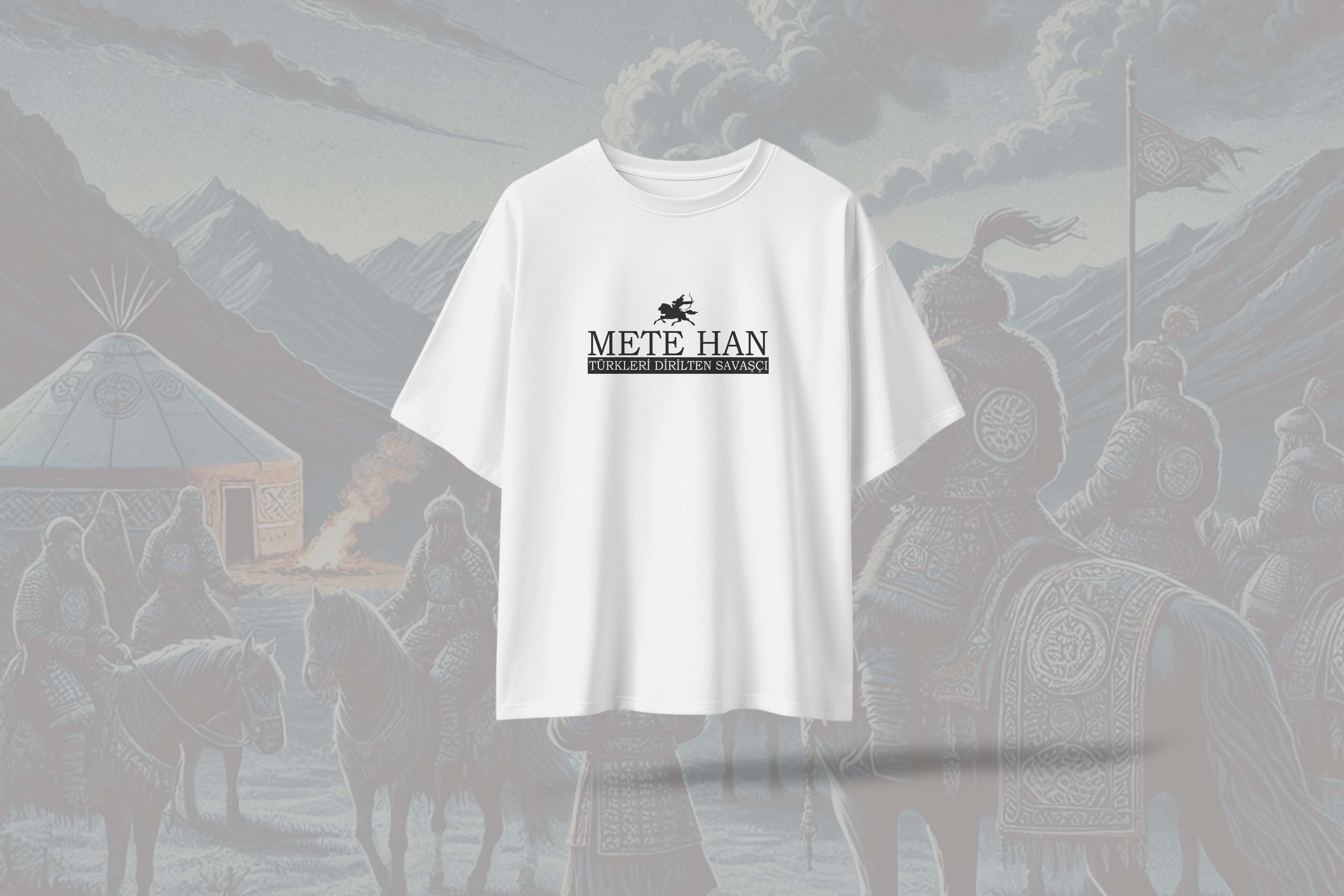 Mete%20Han%20Siyah%20Yazılı%20Oversize%20Unisex%20T-Shirt