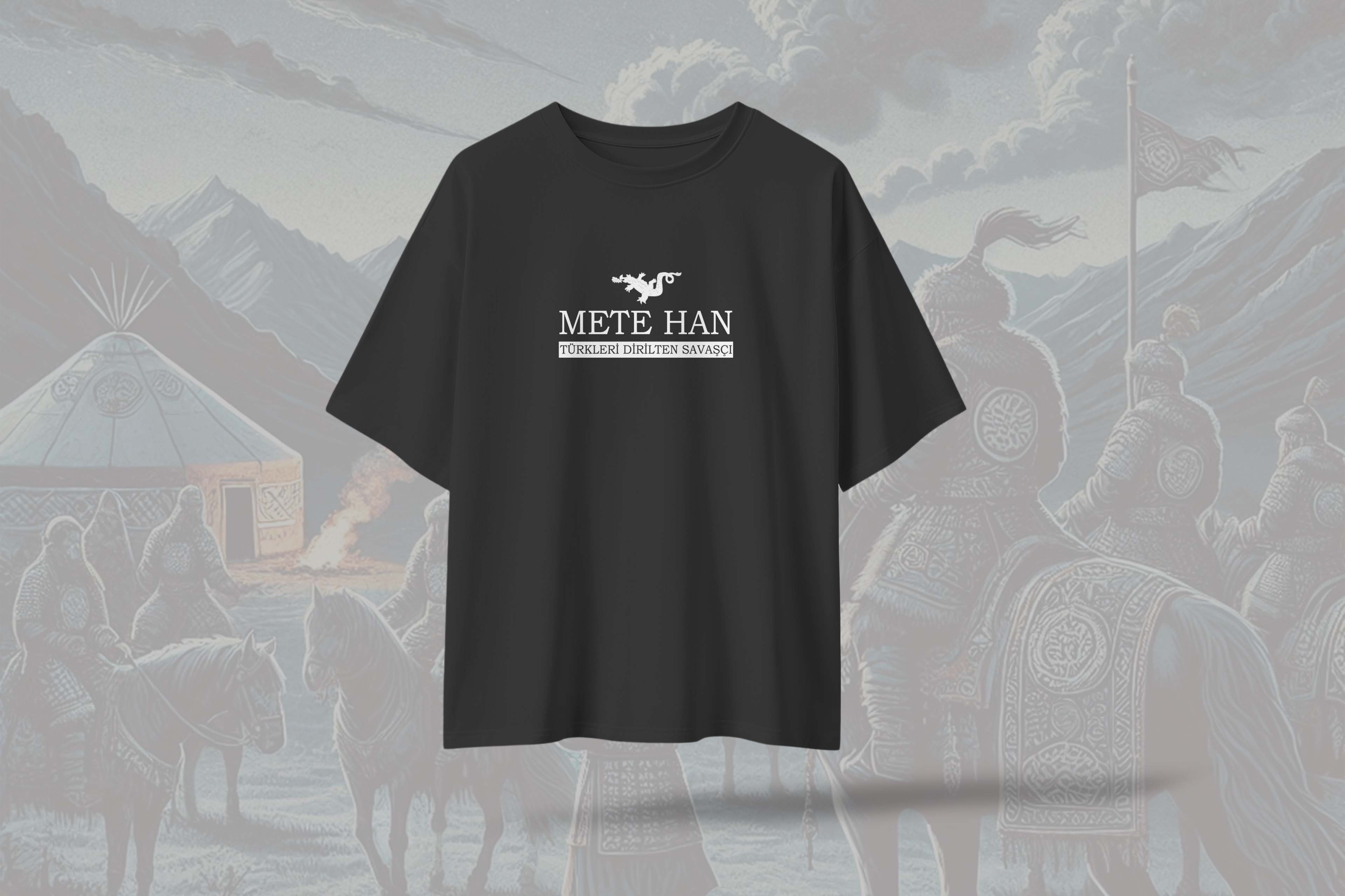 Mete%20Han%20Beyaz%20Yazılı%20Siyah%20Oversize%20Unisex%20T-Shirt